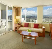 Pacific Monarch Hotel hotel detail image 4