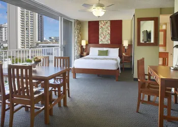 Pacific Monarch Hotel hotel thumbnail 7