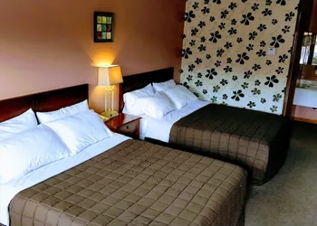 Kings Inn Midland hotel thumbnail 6
