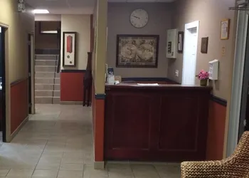 Barriere Motor Inn hotel thumbnail 2