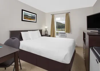 Barriere Motor Inn hotel thumbnail 4