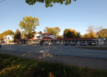 Kings Inn - Orillia hotel thumbnail 8