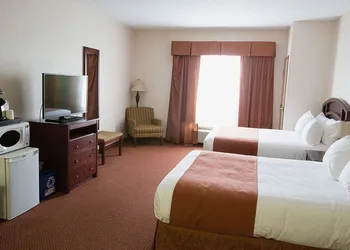 Pomeroy Inn & Suites Fort St. John hotel thumbnail 8