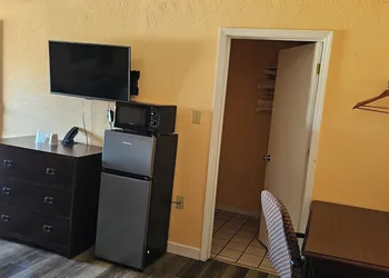Indian Mound Motel hotel thumbnail 4