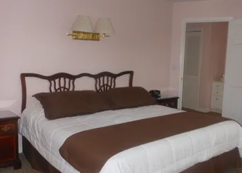 Century Suites Hotel hotel thumbnail 6