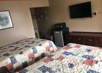 Budget Inn And Suites hotel thumbnail 8