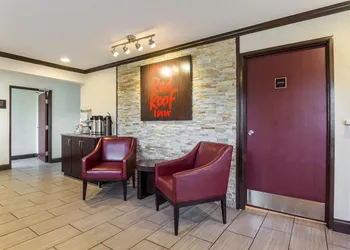 Red Roof Inn Dry Ridge hotel thumbnail 4