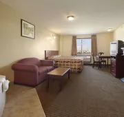 Super 8 by Wyndham Fort Saskatchewan hotel detail image 7