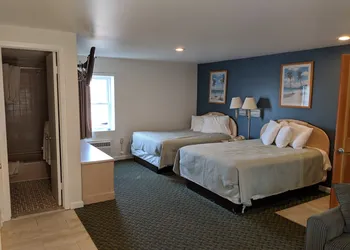 Crystal Sands Motel hotel thumbnail 6
