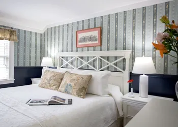 Queen Anne Inn hotel thumbnail 5