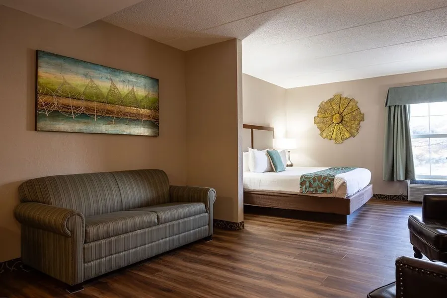 D. Hotel Suites & Spa hotel detail image 6