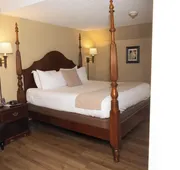 D. Hotel Suites & Spa hotel detail image 7