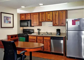 Residence Inn by Marriott Minneapolis Eden Prairie hotel thumbnail 8