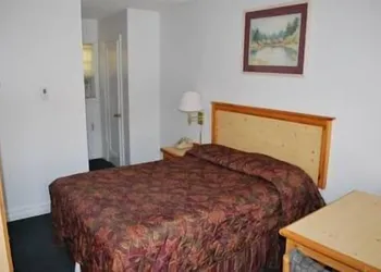 Central Motel Great Falls hotel thumbnail 7