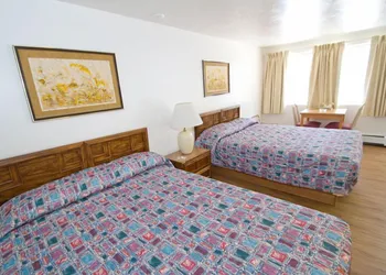 Brooks Street Motor Inn hotel thumbnail 5