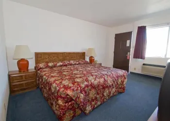 Brooks Street Motor Inn hotel thumbnail 8