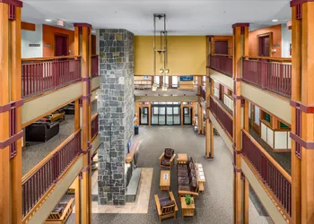 Grand Summit Hotel at Attitash hotel thumbnail 4