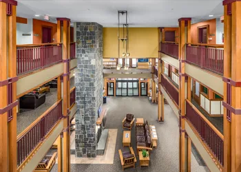 Grand Summit Hotel at Attitash hotel thumbnail 4
