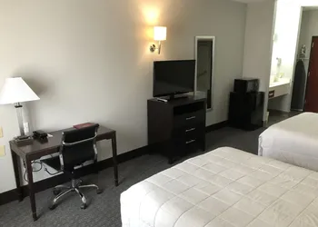 Lea County Inn hotel thumbnail 7