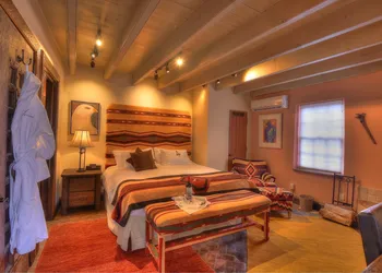 The Inn at Vanessie hotel thumbnail 4