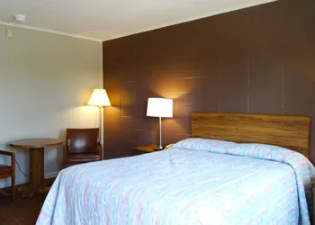Attican Motel hotel thumbnail 5
