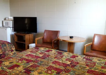 Attican Motel hotel thumbnail 7