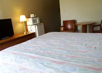 Attican Motel hotel thumbnail 8