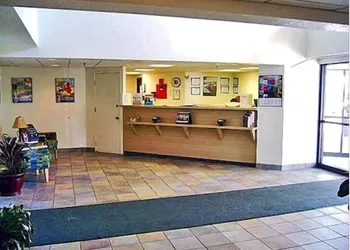 Motel 6 Albany, NY hotel thumbnail 2