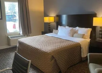 Fairview Inn Airport hotel thumbnail 7