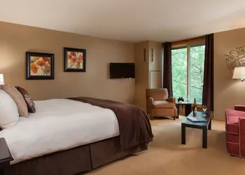 The Inn At Honey Run hotel thumbnail 3