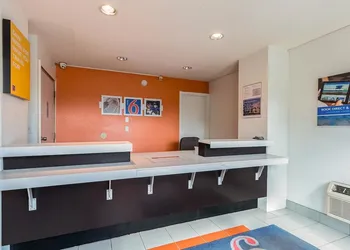 Motel 6 Beaverton, OR hotel thumbnail 4