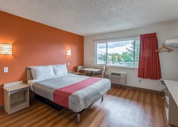 Motel 6 Beaverton, OR hotel thumbnail 8