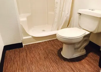 Kings Row Inn hotel thumbnail 8