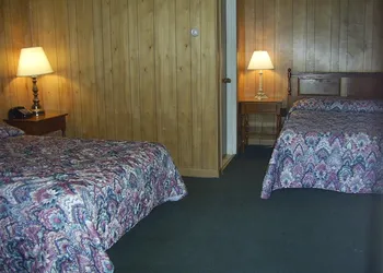 Cedar Grove Motel hotel thumbnail 8