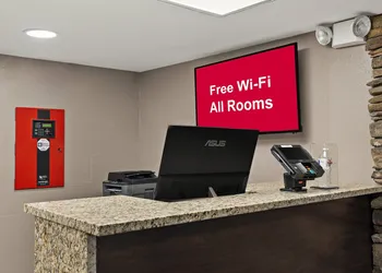 Red Roof Inn Spartanburg - I-85 hotel thumbnail 3