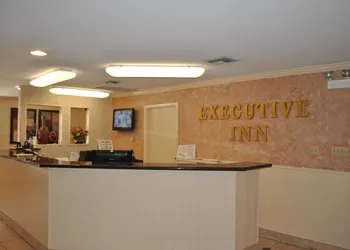 Executive Inn hotel thumbnail 3