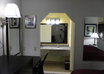 Apple Inn hotel thumbnail 6