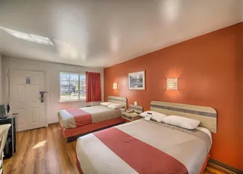Motel 6 Kerrville, TX hotel thumbnail 5