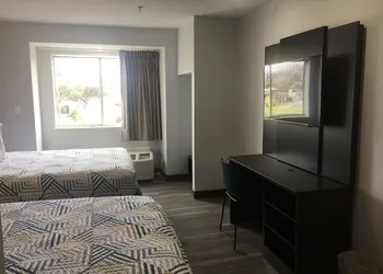 Motel 6 McAllen, TX - East hotel thumbnail 3