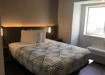 Motel 6 McAllen, TX - East hotel thumbnail 6