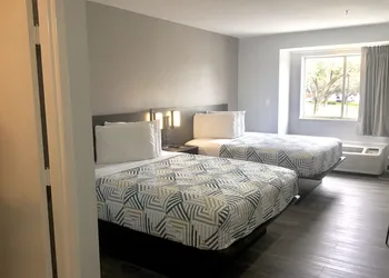 Motel 6 McAllen, TX - East hotel thumbnail 8
