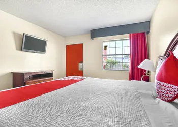 OYO Hotel San Antonio Lackland near Seaworld hotel thumbnail 4
