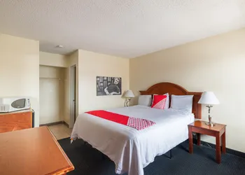 OYO Hotel San Antonio Lackland near Seaworld hotel thumbnail 8