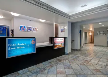 Motel 6 Pharr, TX hotel thumbnail 2