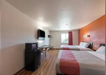 Motel 6 San Antonio, TX - Downtown - Alamo Dome hotel thumbnail 8