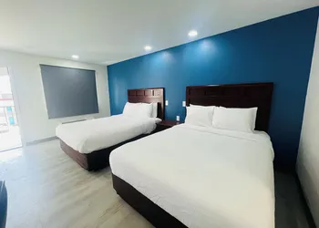 Hallmark Inn and Suites hotel thumbnail 3