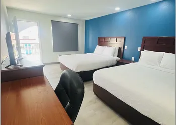 Hallmark Inn and Suites hotel thumbnail 4