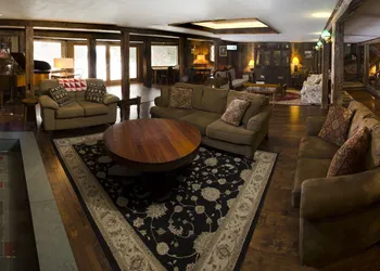 Summit Lodge hotel thumbnail 5