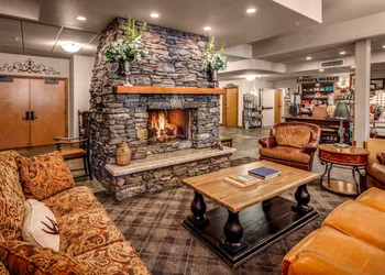 Bavarian Lodge hotel thumbnail 3
