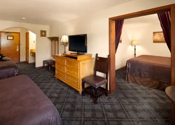 Bavarian Lodge hotel thumbnail 5